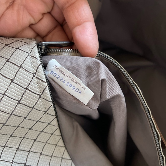 Bottega Veneta Cream Intrecciato Tote with Diamond Pattern - Picture 8 of 12